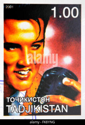 Tadjikistan - circa 2001 : timbres en Tadjikistan montre Elvis Presley, vers 2001 Banque D'Images