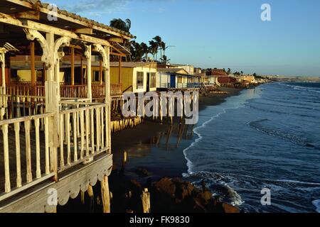 Maison traditionnelle - Plage à COLAN. .Département de Piura au Pérou Banque D'Images