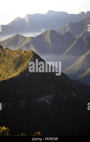 La région montagneuse du parc national de la Serra Geral dans la municipalité de Sao Jose dos manquant Banque D'Images