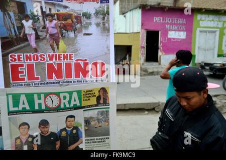 El Niño - Kiosque à PAITA. .Département de Piura au Pérou Banque D'Images