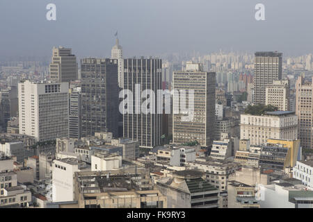 Vista de Cima do Centro da Cidade a partir do edifício Copan Banque D'Images