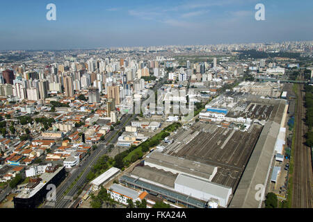 Vue aérienne de la région de l'Avenida Goias notamment General Motors fabrique Banque D'Images