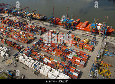 TECON - terminal conteneurs sur la rive gauche du port de Santos Banque D'Images