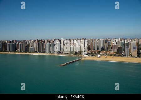 Vue aérienne de la promenade de l'Avenue Beira Mar à Fortaleza Meireles Iracema et entre Banque D'Images