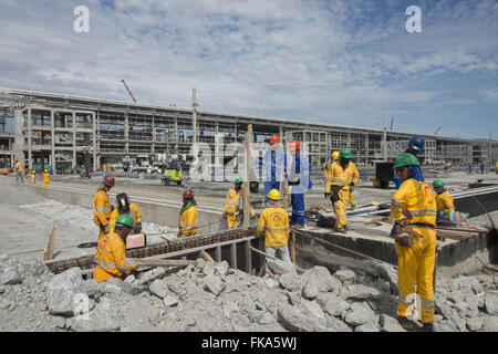 Travaux publics niveau d'agrandissement de Sao Paulo / l'Aéroport International de Guarulhos Banque D'Images