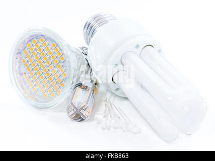 Ampoules LED (close-up shot) sur fond blanc Banque D'Images