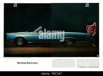 1960 Pontiac annonce Magazine USA Banque D'Images