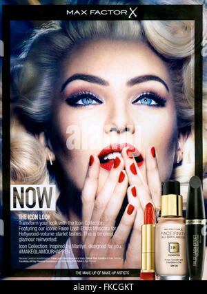 2010s UK Max Factor Publicité Magazine Banque D'Images