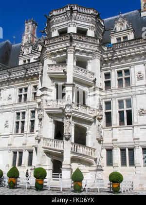 L'escalier en spirale dans l'aile de François Ier le Château Royal de Blois. Banque D'Images