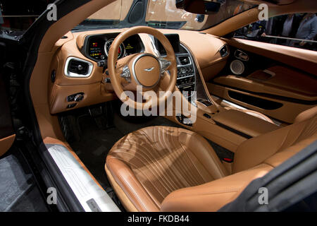 Aston Martin DB11 supercar au Salon de Genève 2016 Banque D'Images