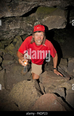 New York - l'exploration de grottes de lave de Buffalo, situé sur les brisures de haut en boucle de cratères de la Lune classé Monument National. Banque D'Images