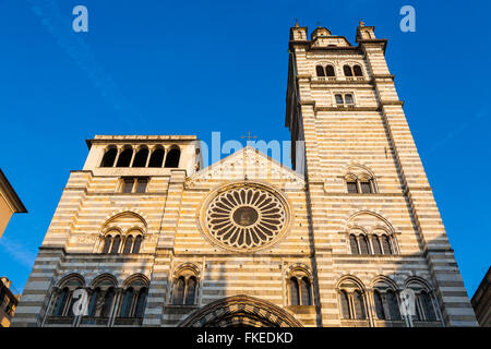 Façade typique de San Lorenzo Chathedral Gênes, ligurie, italie Banque D'Images