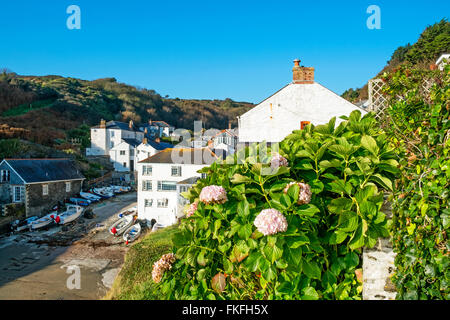 Le village de Portloe à Cornwall, UK Banque D'Images