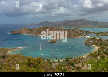 Voir d'English Harbour à Antigua de Shirley Heights Banque D'Images