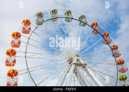 La célèbre grande roue fairground attraction Grampian Eye au Codonas amusement park sur la plage à Aberdeen en Ecosse, Royaume-Uni Banque D'Images