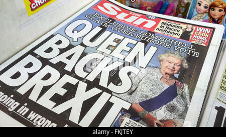 Londres, Royaume-Uni. 9 mars, 2016. L'une de Sun. Buckingham Palace s'est plaint à la presse surveiller le journal Sun's article revendiquant la Reine 'Brexit' soutenu par l'Union européenne. Credit : Dinendra Haria/Alamy Live News Banque D'Images