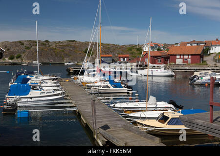 Vue sur port, Hälleviksstrand, Bohuslän Orust, côte, au sud-ouest de la Suède, Suède, Scandinavie, Europe Banque D'Images