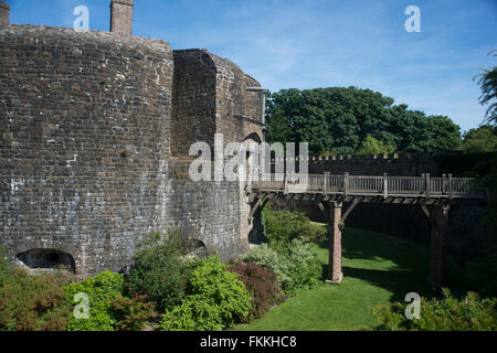 Une vue sur le château et les jardins de Walmer, une journée ensoleillée au fort d'artillerie côtières. Banque D'Images
