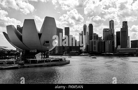 Musée ArtScience vu de l'Helix Bridge, Singapour