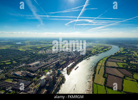 Vue aérienne de la zone industrielle, sur le Rhin, Duisburg-Huckingen, aciérie Krupp Mannesmann, à Beeckerwerth Rheinbogen Banque D'Images