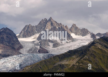 L'Aiguille du Tour vu du Lac Blanc, France Banque D'Images