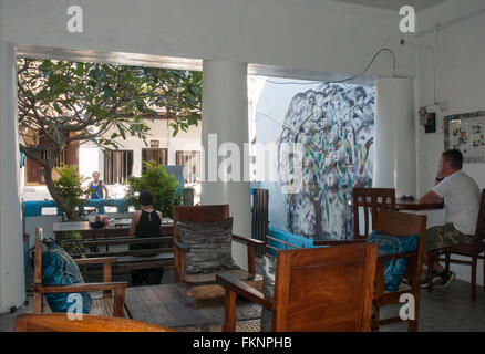 À l'intérieur des Arts Cafe, Sri Serendipity Galle Fort, Sri Lanka Banque D'Images