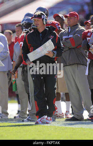 16 novembre 2008 - Tampa, Floride, USA - 16 novembre 2008, à Tampa, FL, USA ; Tampa Bay Buccaneers coach Jon Gruden pendant le Bucs match contre les Vikings du Minnesota au Stade Raymond James. Les Bucs a gagné 19-13. ZUMA Press/Scott A. Miller (crédit Image : © Scott A. Miller via Zuma sur le fil) Banque D'Images