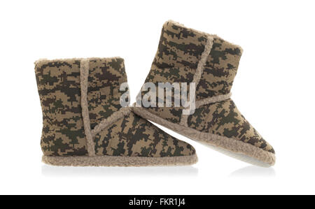 Chaussons chaud avec camouflage, isolated on white Banque D'Images