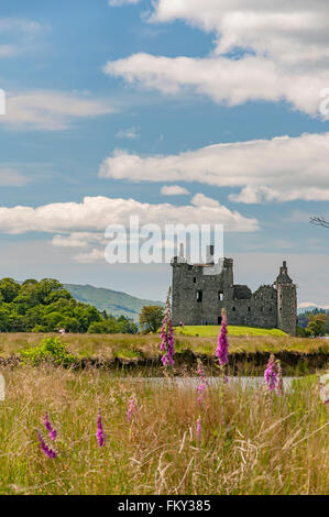 Le Château de Kilchurn, une structure du 15ème siècle sur les rives du Loch Awe, en Argyll and Bute, Ecosse. Banque D'Images