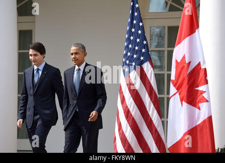 Washington, DC, USA. 10 Mar, 2016. Le président américain Barack Obama (R), et le premier ministre du Canada, Justin Trudeau, assister à une conférence de presse conjointe à la Maison Blanche à Washington, DC, États-Unis, le 10 mars 2016. Credit : Yin Bogu/Xinhua/Alamy Live News Banque D'Images