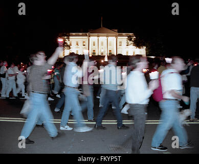 Washington, DC., USA, 10 octobre 1992, le projet SIDA NOMS candlelight Memorial devant la Maison Blanche. Credit : Mark Reinstein Banque D'Images