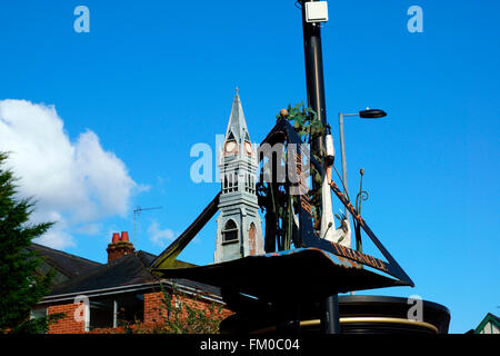 Le TRIANGLE MODÈLE MÉTAL Banque D'Images