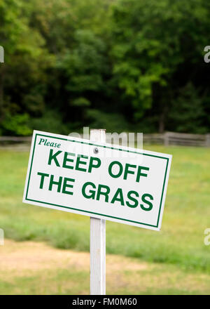 'Garder l'herbe' sign Banque D'Images