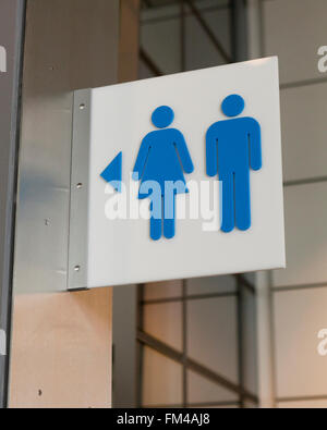 Public restroom sign - USA Banque D'Images