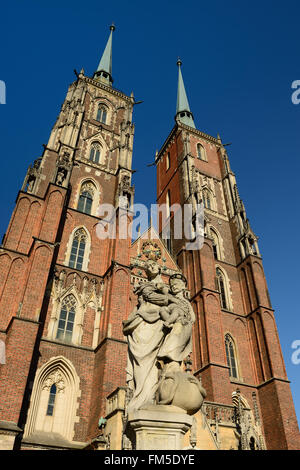 Ostrow Tumski sur la cathédrale de Wroclaw, Pologne. Banque D'Images