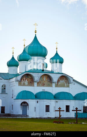 Staraïa SLOBODA, dans la région de Leningrad, Russie - le 13 octobre 2013 : La Sainte Trinité Alexandre Svirsky monastère à Leningrad region, Banque D'Images