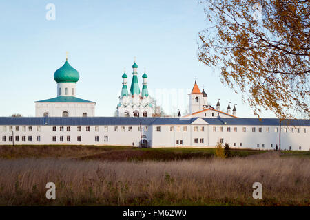 Staraïa SLOBODA, dans la région de Leningrad, Russie - le 13 octobre 2013 : La Sainte Trinité Alexandre Svirsky monastère à Leningrad region Banque D'Images