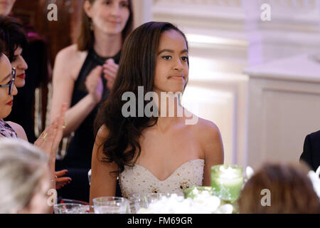 Washington, DC. 10 Mar, 2016. Malia Obama assiste à un dîner d'État à la Maison Blanche en l'honneur de Justin Trudeau Premier Ministre et Mme Sophie Grégoire Trudeau du Canada Mars 10, 2016 à Washington, DC. Crédit : Olivier Douliery/Piscine via CNP - PAS DE SERVICE DE FIL - Crédit : dpa/Alamy Live News Banque D'Images