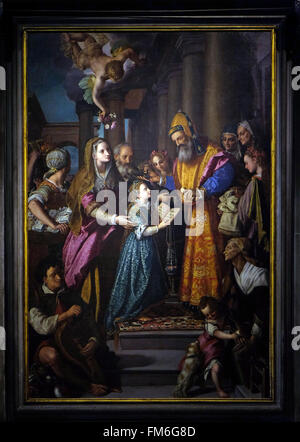 Retable représentant Présentation de Marie au temple, le travail d'Alessandro Allori dans cathédrale de St.Martin à Lucca, Italie Banque D'Images