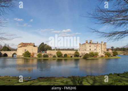 Leeds Castle, Kent, 'Le plus beau château dans le monde entier" (Lord Conway) aussi connu sous le nom de "château des Dames. Banque D'Images