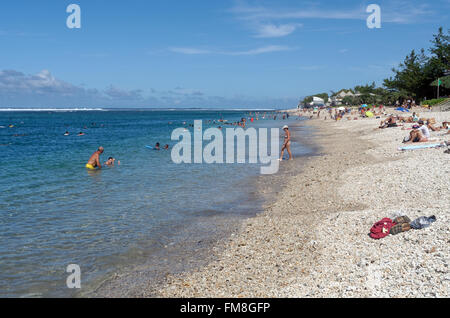 La plage et le lagon dans le sud de l'île de la Réunion, Saint-Pierre ville Banque D'Images