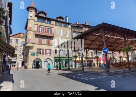 France, Lot, Figeac, place Carnot marché couvert Banque D'Images