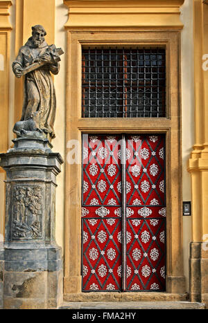 Belle porte de la Loreta, l'une des plus belle église baroque de Hradcany, Prague, République Tchèque Banque D'Images