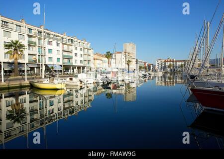 La France, Var, La Seyne sur Mer, le port Banque D'Images