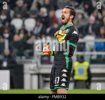 Turin, Italie. 11 mars 2016 : Andrea Consigli gestes au cours de la serie d'un match de football entre la Juventus et US Sassuolo Calcio au Juventus Stadium à Turin, Italie. Credit : Nicolò Campo/Alamy Live News Banque D'Images