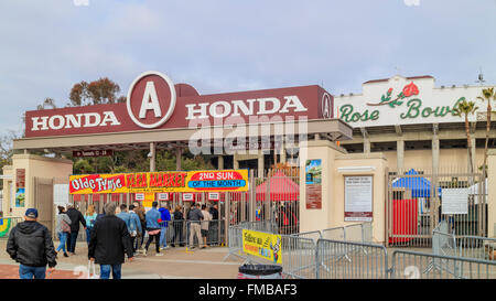 Pasadena, Californie, USA - 10 janvier 2016 : le célèbre marché aux puces au Rose Bowl, tenue à Pasadena, Californie Banque D'Images