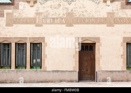 L'hôtel de ville, bâtiment moderniste, par Albert Joan Torner, old school, Les Franqueses del Vallès, Catalogne, Espagne. Banque D'Images