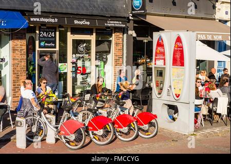 France, Seine Maritime, Rouen, place du Vieux Marche, terrasse Banque D'Images