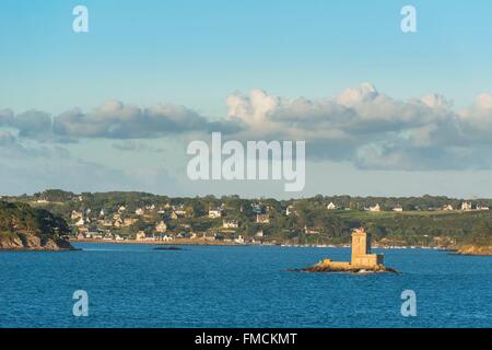 La France, Finistère, Baie de Morlaix, le phare de l'île Black Banque D'Images