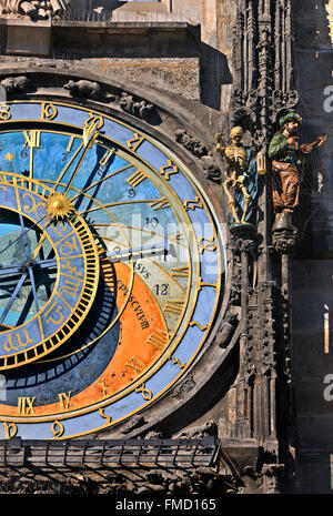'Détail' de la célèbre horloge astronomique, l'Ancien hôtel de ville, place de la vieille ville, Stare Mesto, Prague, République Tchèque Banque D'Images
